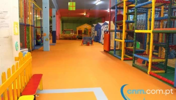 Eurolândia- Parque Diversão Infantil - 2480-109 Porto De Mós