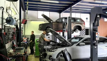 Level Garage Oficina | Сar service - 1675-019 Pontinha