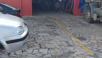 Oficina de Reparações Automóveis Jorge Silva Vitorino - R. 25 De Abril