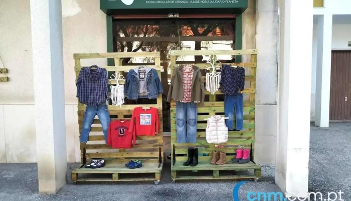 3ciclo - Roupa em segunda mão. Economia circular - Castanheira Do Ribatejo