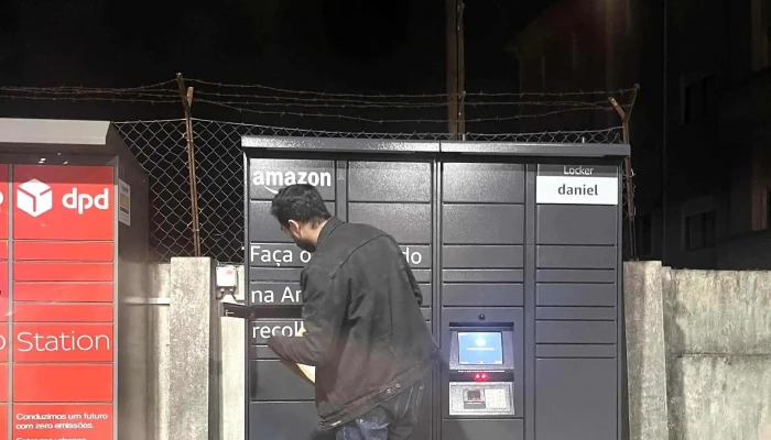 Amazon Locker -    Daniel Correios - Porto
