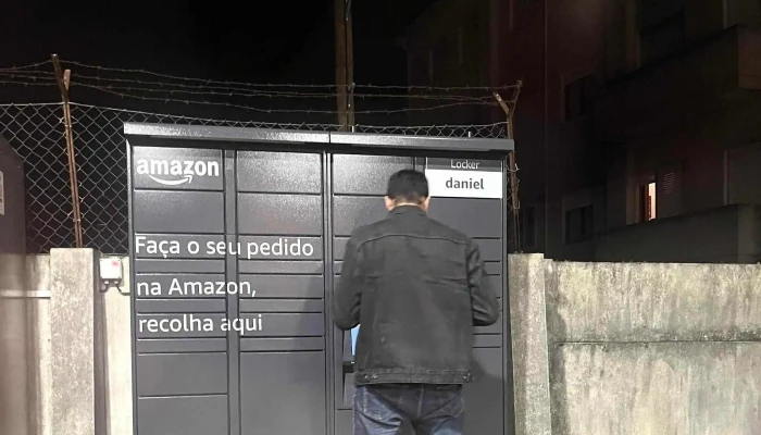 Amazon Locker -    Daniel Perto De Mim - Porto