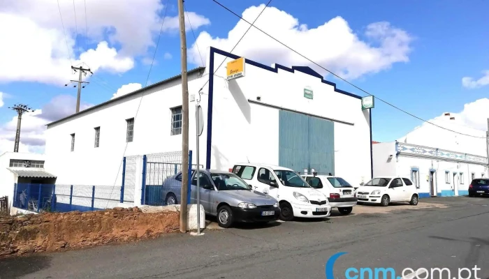 Auto-Mecanica Ouriquense-Comercio E Reparação De Automoveis, Lda. - R. Da Fábrica