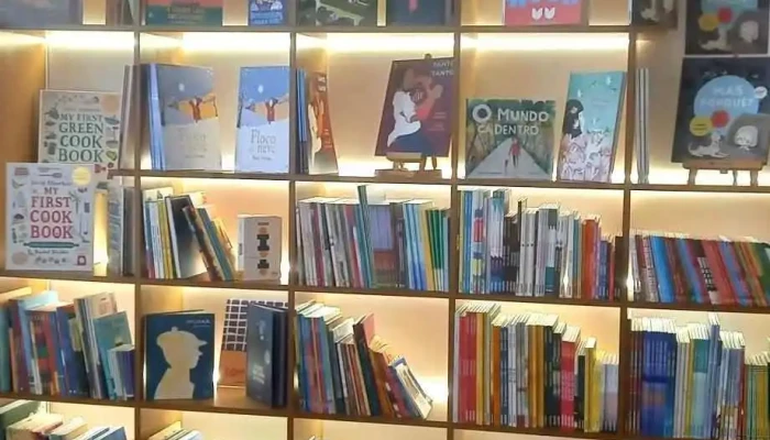 Baoba Livraria Interior - Lisboa