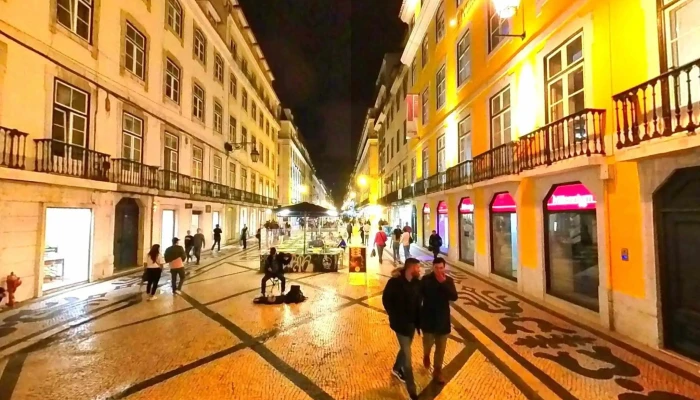 Bershka -  Street View E 360deg - Lisboa