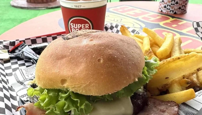 Big Bus Burger -  Mais Recentes - Ponta Delgada