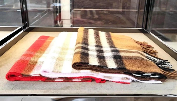 Burberry -  Horario - Lisboa