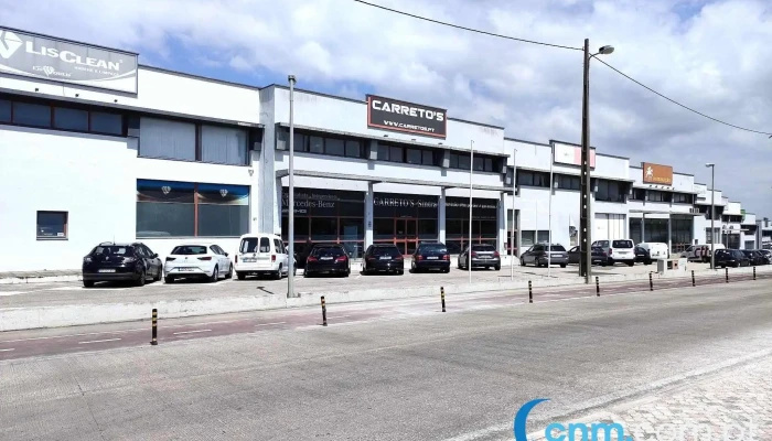 Carretos Cacém ∣ Mercedes Especialista - Alto Da Bela Vista 77 Arm 1
