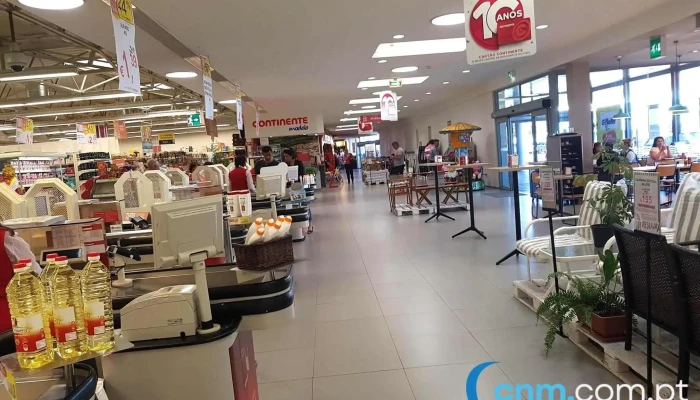 Continente Modelo Praia Da Vitoria Interior - Praia Da Vitória