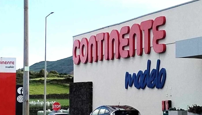 Continente Modelo Praia Da Vitoria Supermercado - Praia Da Vitória