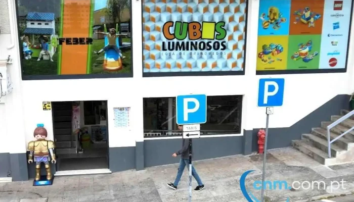 Cubos Luminosos | Piornais - Funchal