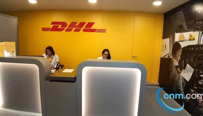 Dhl Express Service Point -  Interior - Lisboa