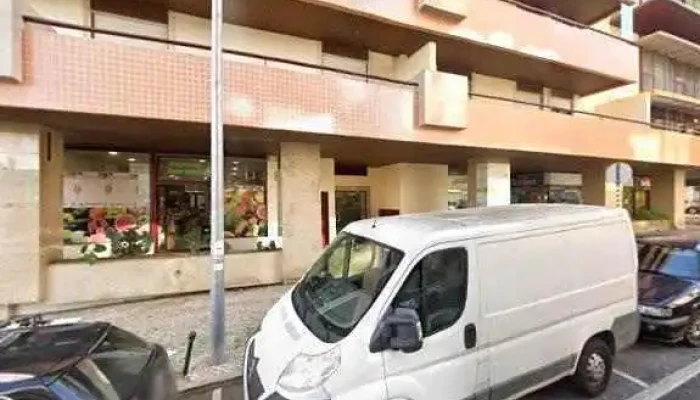 Dhl Express Service Point Papelaria Verde Mar Street View E 360deg - Oeiras