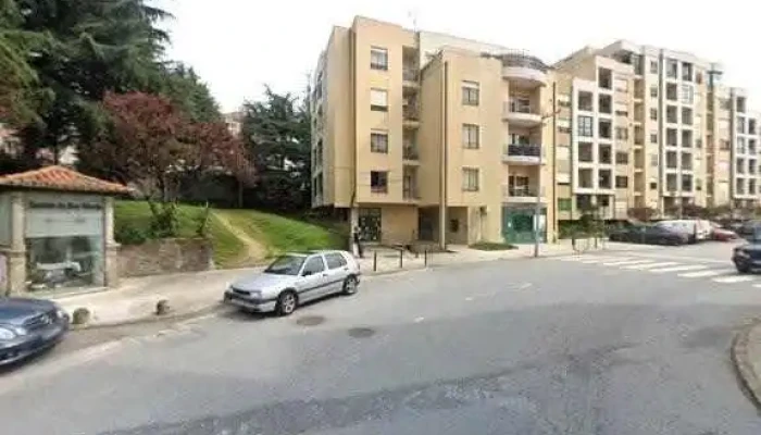 Dhl Express Service Point Tabacaria Do Fujacal Street View E 360deg - Braga