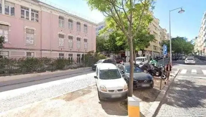 Dhl Express Service Point Trinta Por Uma Linha Papelaria Street View E 360deg - Lisboa