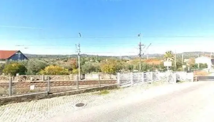 Estacao De Correios De Celorico Gare Tudo - Avenida Do Comércio (ip 2)
