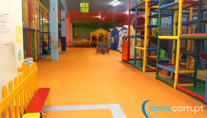 Eurolândia- Parque Diversão Infantil - 2480-109 Porto De Mós