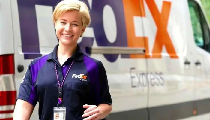 Fedex Station Do Proprietario - Faro
