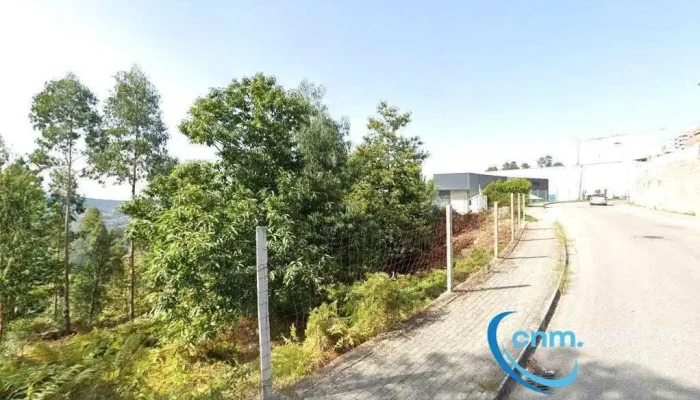 Garagem Miradouro-comércio De Automóveis Lda - Castelo De Paiva