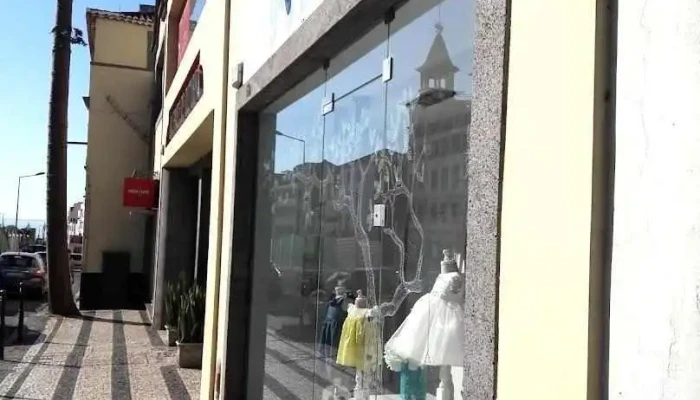 Giggles - Funchal