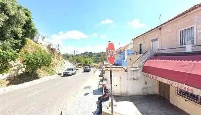 Gloria Vieira -    Vestuario E Calcado Street View E 360deg - Unhos