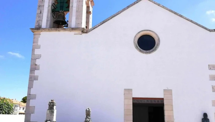 Igreja Paroquial De Sao Vicente De Aljubarrota Igreja De Sao Vicente Igreja Catolica - R. Direita 4