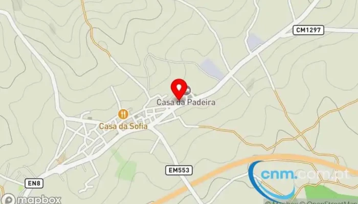mapa de Igreja Paroquial de São Vicente de Aljubarrota / Igreja de São Vicente Igreja católica em R. Direita 4
