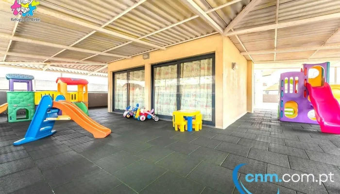 Infantario Refugio Do Bebe Ii Parque Infantil - Funchal