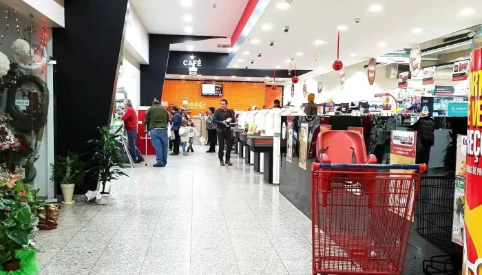 Intermarche Interior - Abrigada