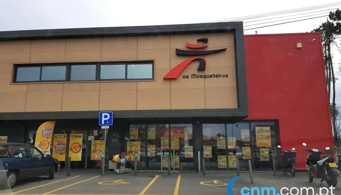 Intermarché Vieira de Leiria - Barqueiro