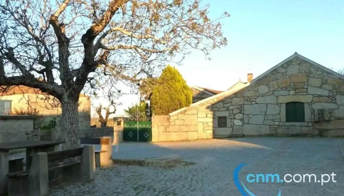 Junta de Freguesia de Casal de Cinza - Largo Da Igreja 24
