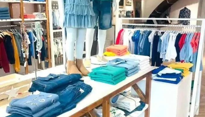 Lanidor Woman -  Interior - Funchal