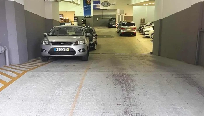 Lca Motors - 1600-165 Lisboa