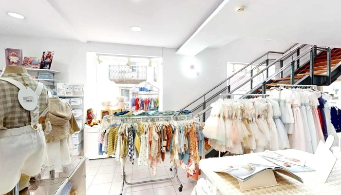 Lcboutique Laranjinha Street View E 360deg - Ponta Delgada