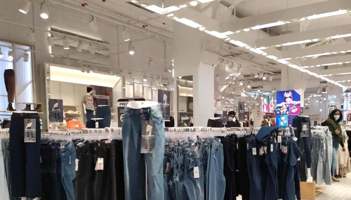 Lefties -  Loja De Roupa - Lisboa