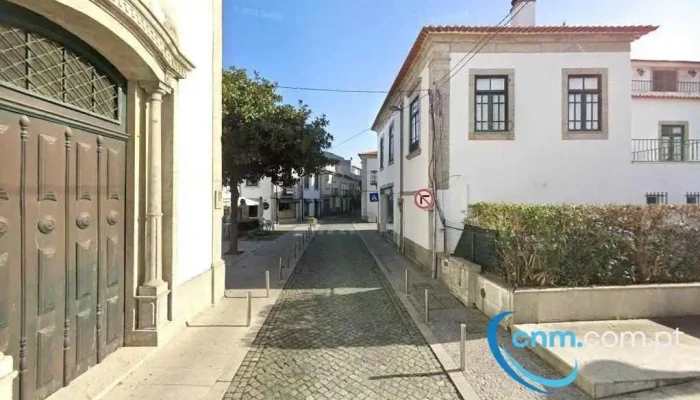 Loja Bebé BabyCandy - Roupa personalizada com ponto cruz bordado à mão - Esposende