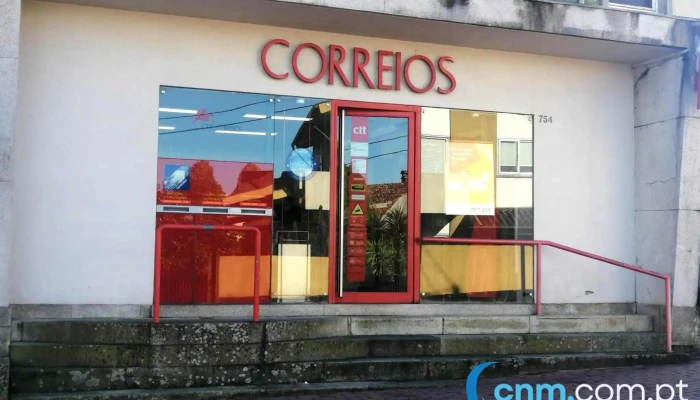 Loja Ctt -  Exterior - R. Central 754