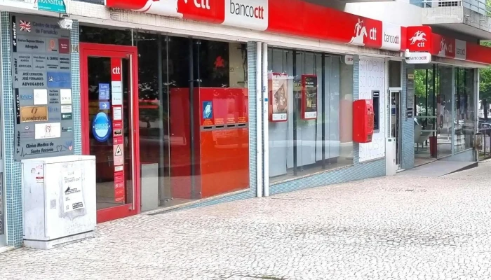 Loja Ctt -  Localizacao - Vila Nova De Famalicão
