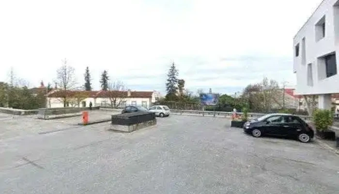 Loja Ctt Rotunda -  Street View E 360deg - Braga