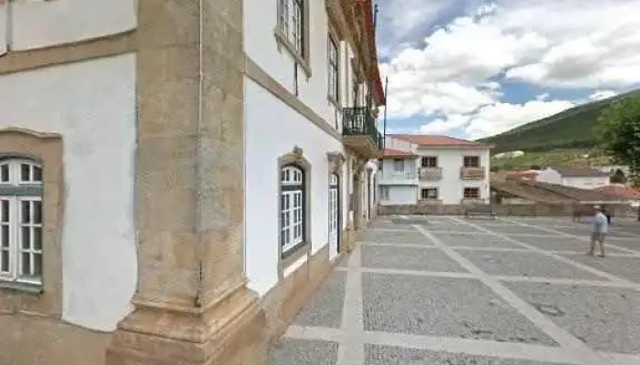 Loja Ctt -  Tudo - Torre De Moncorvo
