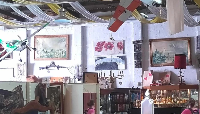 Loja Secondhand   Comercio De Artigos Usados Aberto Agora - Ponta Delgada