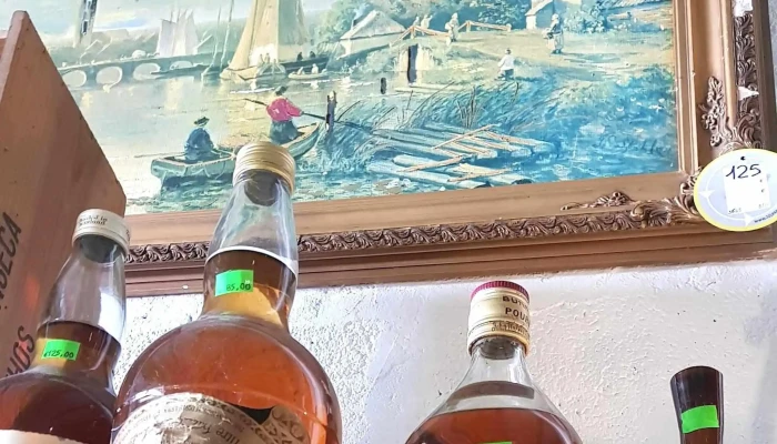 Loja Secondhand   Comercio De Artigos Usados Perto De Mim - Ponta Delgada