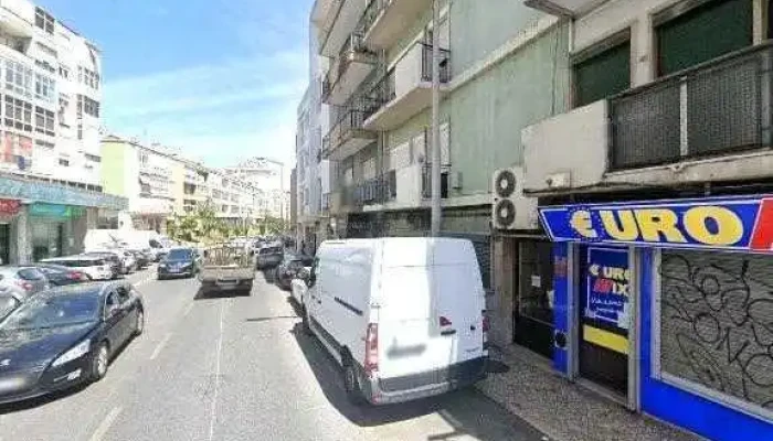 Maciluci -    Comercio De Pronto A Vestir Lda Tudo - Odivelas