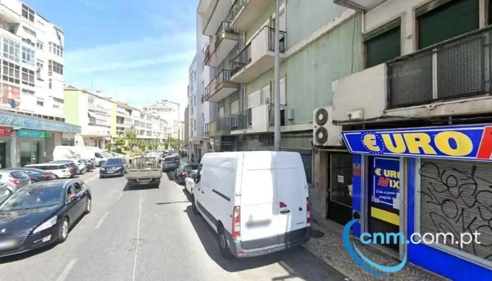 Maciluci - Comércio De Pronto-A-Vestir, Lda - Odivelas