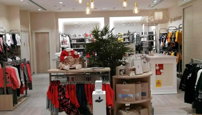 Mayoral -    Loja De Roupa Infantil E Bebes Interior - Carnaxide