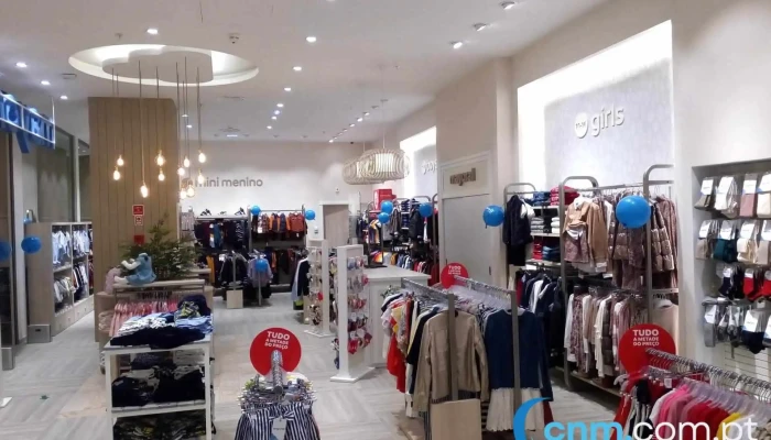 Mayoral Outlet -    Loja De Roupa Infantil E Bebes Interior - Odivelas