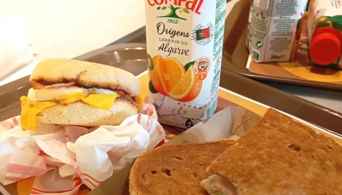 Mcdonalds Ribeira Grande Restaurante Fast Food - Ribeira Grande