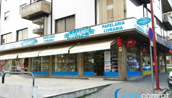 Meio Mundo - Livraria e Papelaria Lda - 3400-132 Oliveira Do Hospital