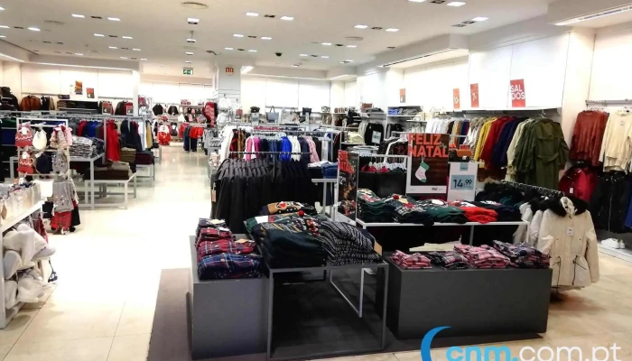 Mo Gaia Rechousa Outlet - R. Alto Das Torres 891