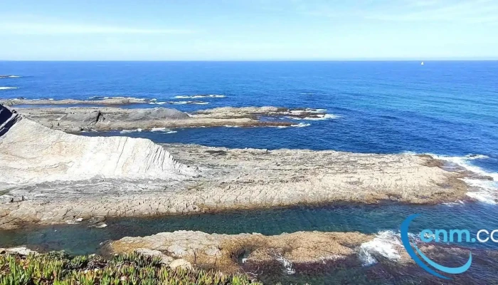 O Sacas -  Entrada Da Barca - Zambujeira Do Mar